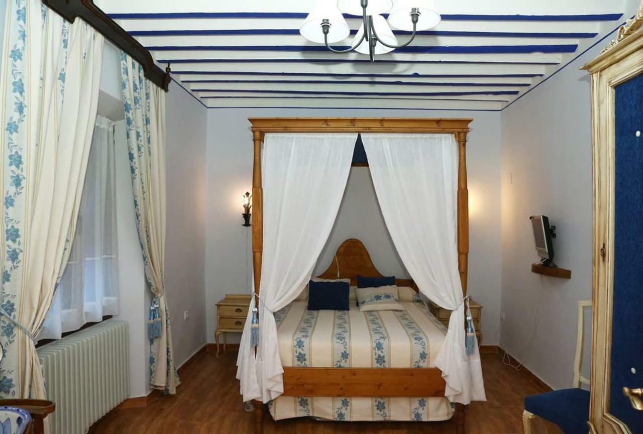 Casa Rural La Quinteria De Sancho Piscina Para Tres Apartamentos Argamasilla de Alba Eksteriør bilde